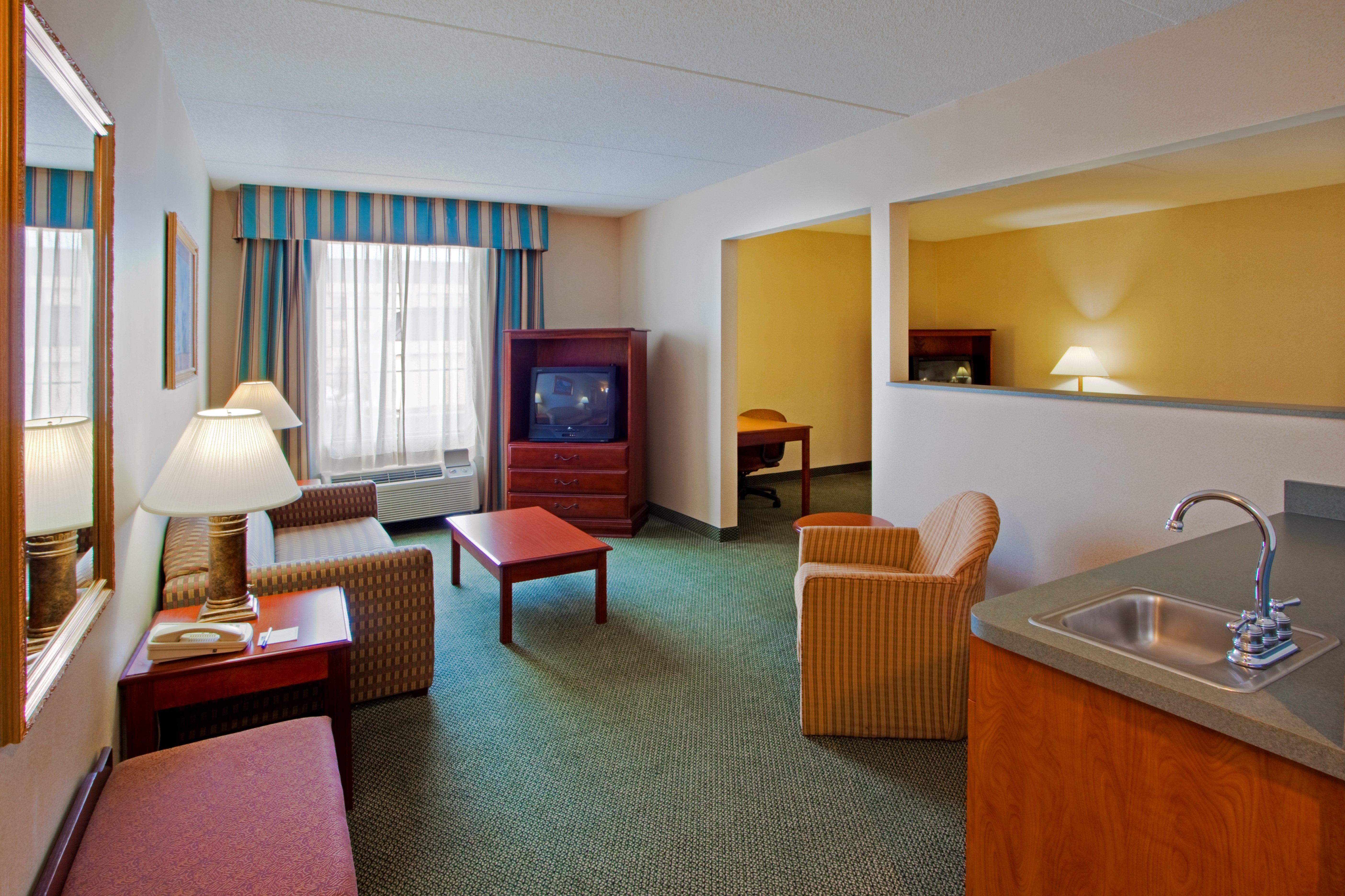 Holiday Inn Express Hanover By Ihg Esterno foto