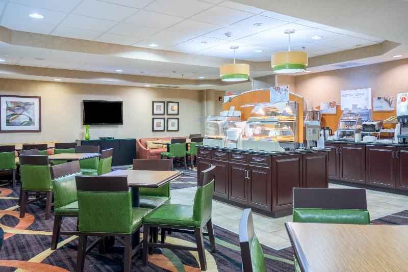 Holiday Inn Express Hanover By Ihg Esterno foto
